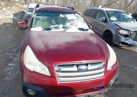 2014 Subaru Outback 2.5I Premium z USA, uszkodzony, nr VIN 4S4BRCCC5E3209371